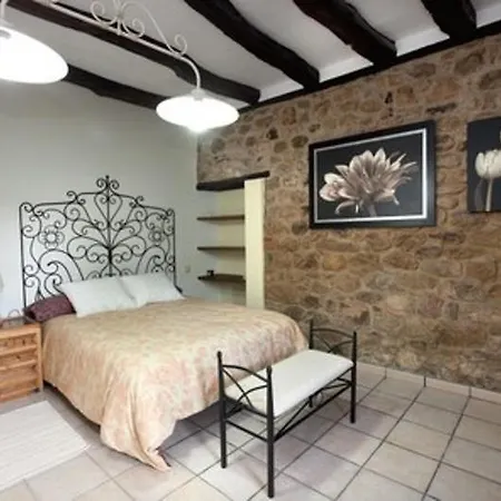 Residencial Los Mantos Apartamento Alceda